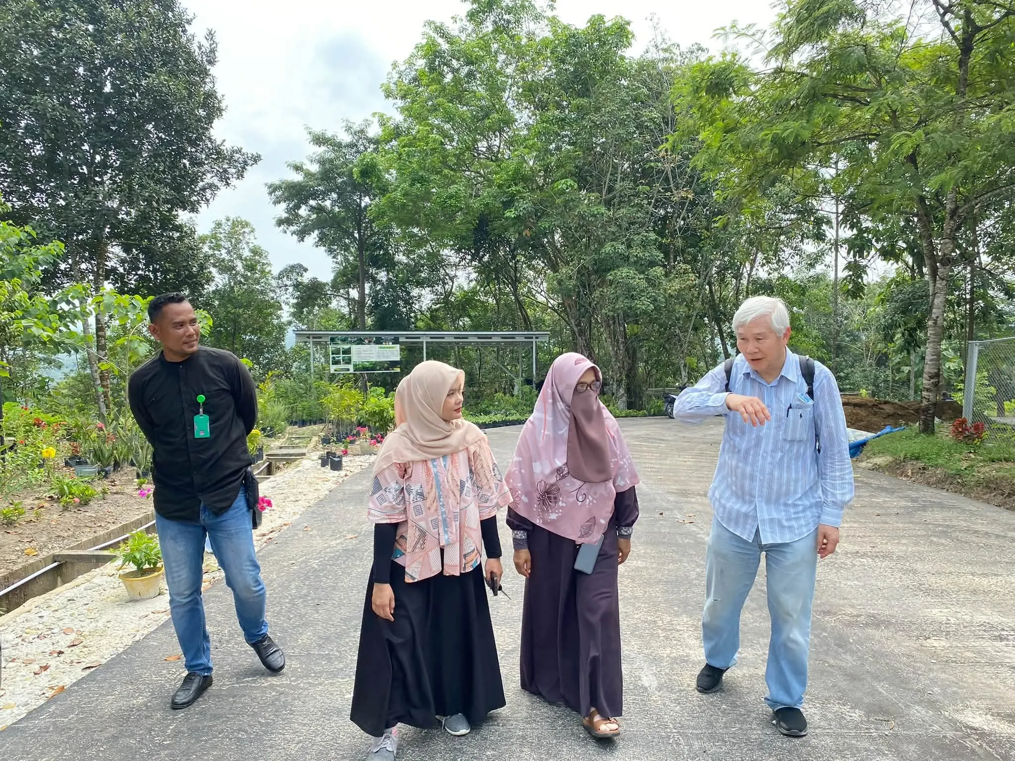 Rudolf Wirawan Kunjungi Kebun Raya UP, Bahas Inovasi, Riset, dan Peluang Kolaborasi Internasional