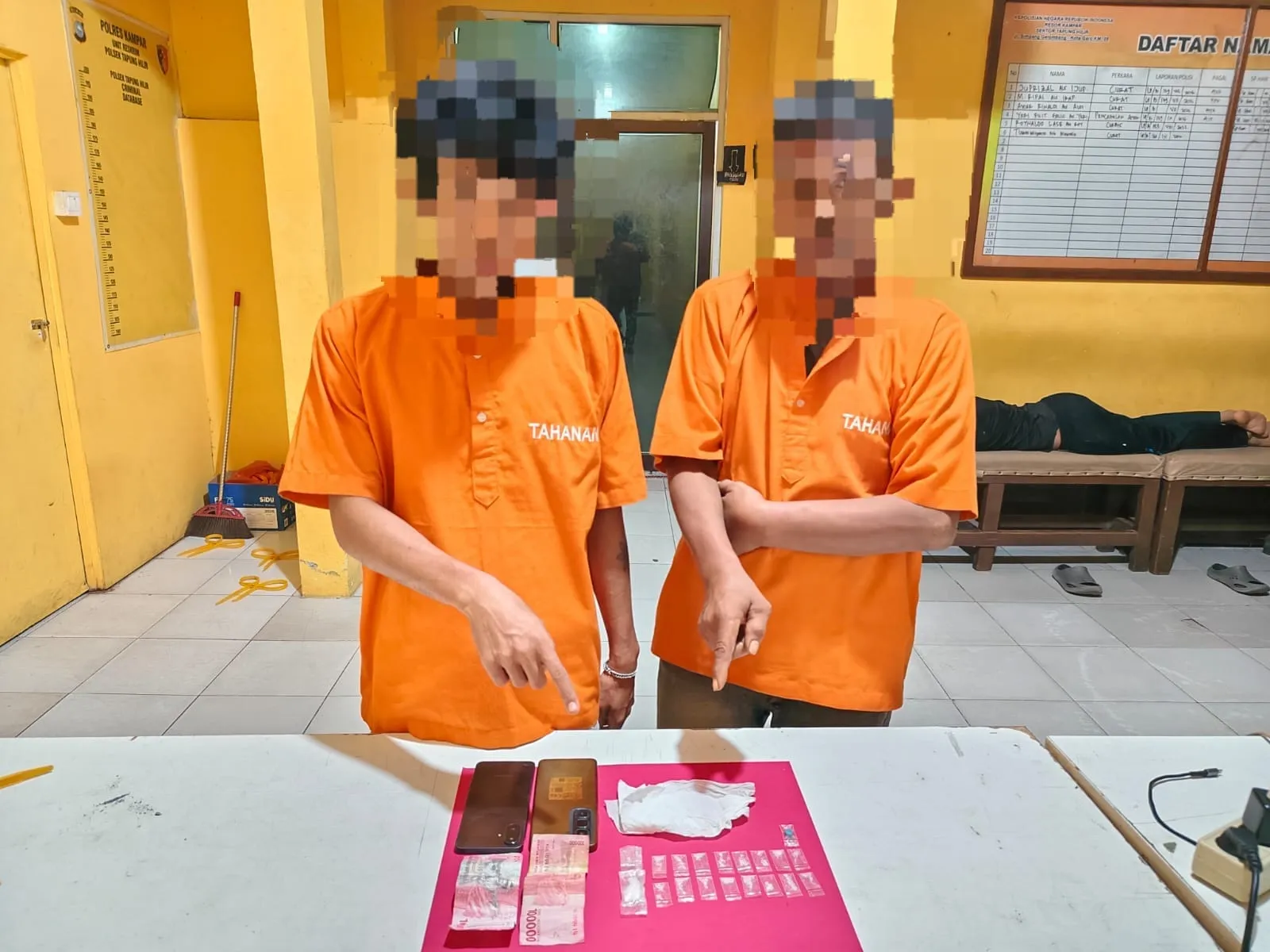 Pos Perkebunan Jadi Lokasi Transaksi, Dua Pengedar Sabu di Tapung Hilir Ditangkap